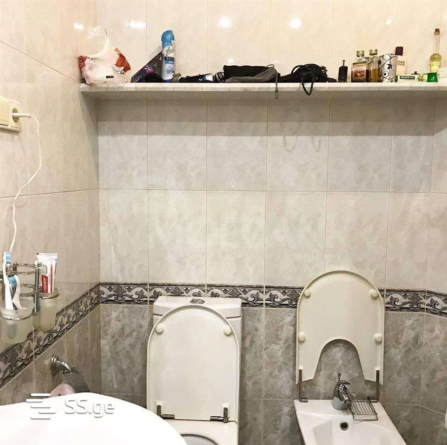 იყიდება 4 ოთახიანი ბინას 145მ² 4/5 სართ თბილისი - photo 5