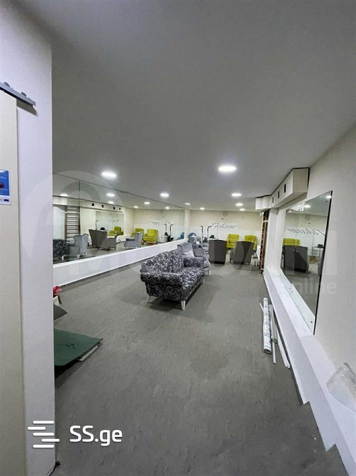 იყიდება კომერციული ფართი საბურთალოზე თბილისი - photo 8