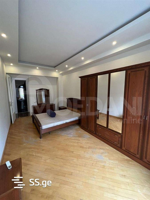 Сдам 4-комн. квартиру 160м² 3/8 эт. Тбилиси - изображение 2