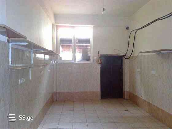 ქირავდება კომერციული ფართი საბურთალოზე თბილისი