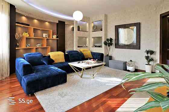 Продам 5-комн. квартиру 197м² 3/6 эт. Тбилиси