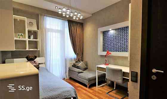 Продам 5-комн. квартиру 197м² 3/6 эт. Тбилиси