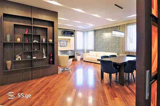 Продам 5-комн. квартиру 197м² 3/6 эт. Тбилиси