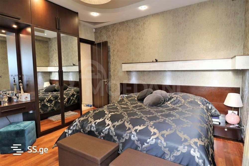 იყიდება 5 ოთახიანი ბინას 197მ² 3/6 სართ თბილისი - photo 2