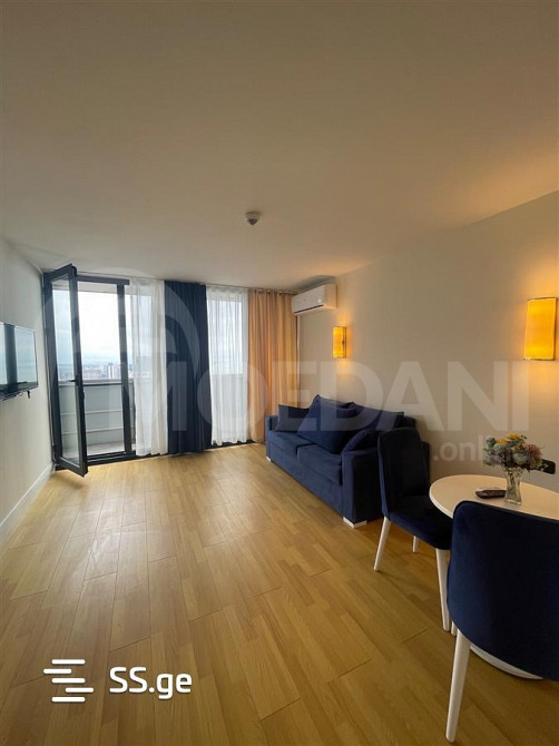 იყიდება 2 ოთახიანი სასტუმრო ბათუმში თბილისი - photo 3