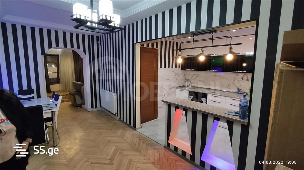 ქირავდება 3 ოთახიანი ბინა 67მ² 2/8 სართ თბილისი - photo 1