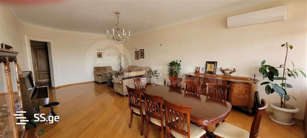 ქირავდება 5 ოთახიანი ბინა 170მ² 3/7 სართ თბილისი - photo 1