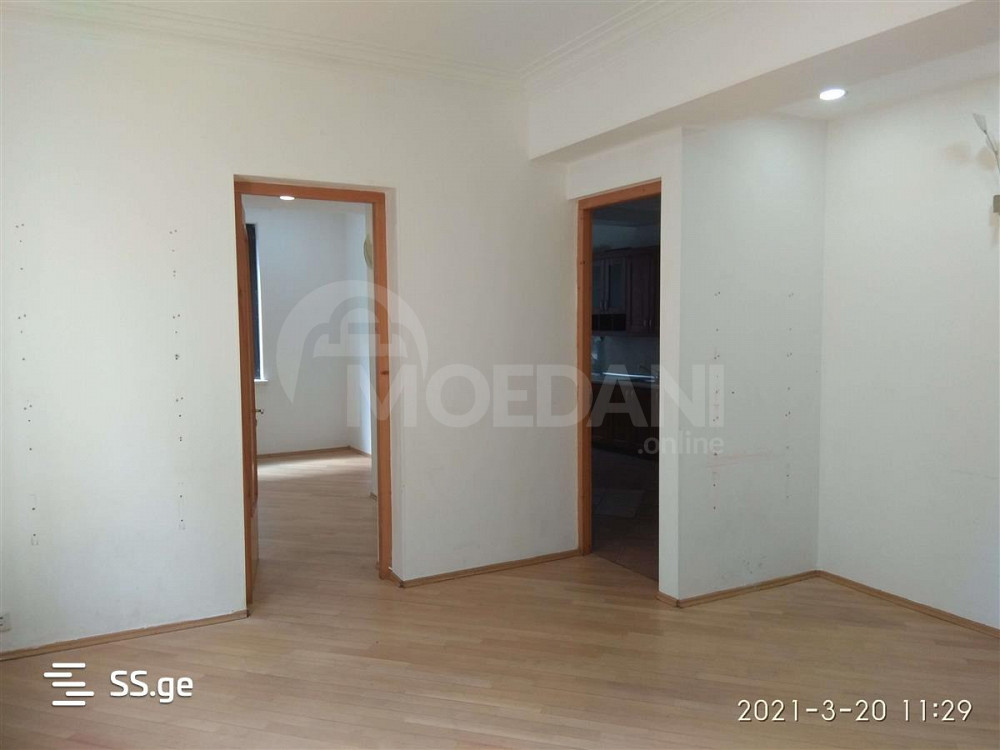 ქირავდება საოფისე ფართი სოლოლაკში თბილისი - photo 8