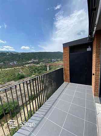 Продам 4-комн. квартиру 110м² 8/8 эт. Тбилиси