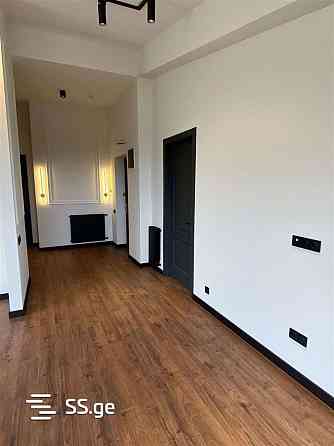 Продам 4-комн. квартиру 110м² 8/8 эт. Тбилиси