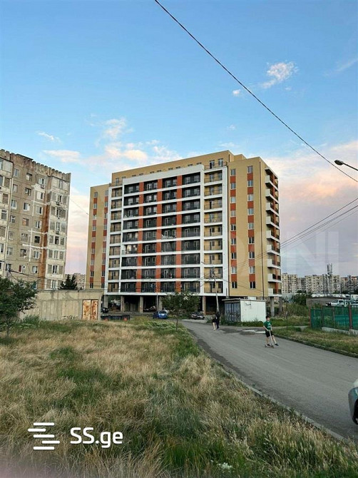 Продам 2-комн. квартиру 42м² 10/11 эт. Тбилиси - изображение 3
