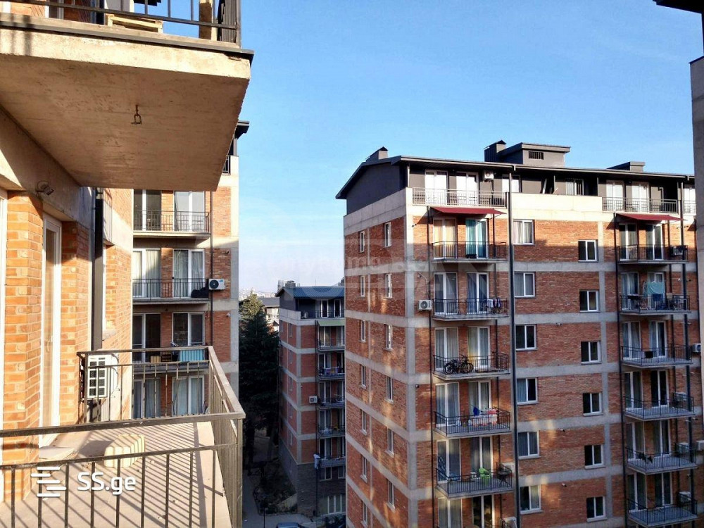 იყიდება 2 ოთახიანი ბინას 44მ² 7/9 სართ თბილისი - photo 1