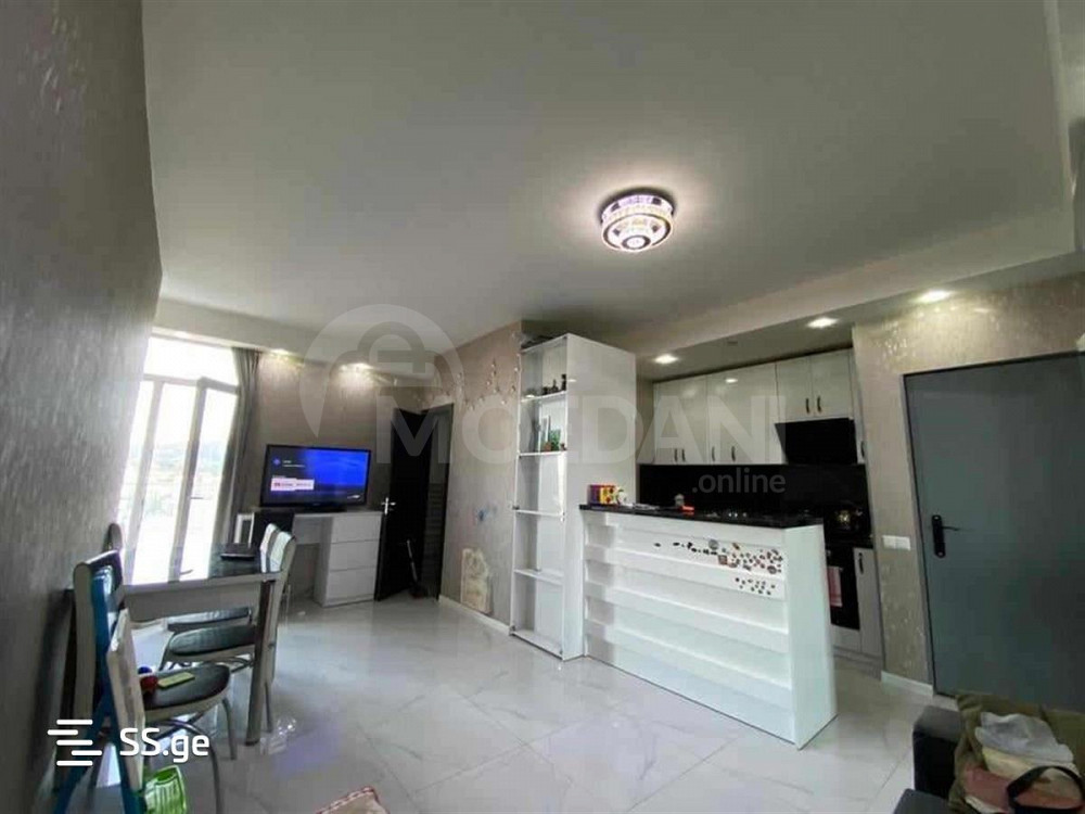 Продам 2-комн. квартиру 50м² 5/6 эт. Тбилиси - изображение 3