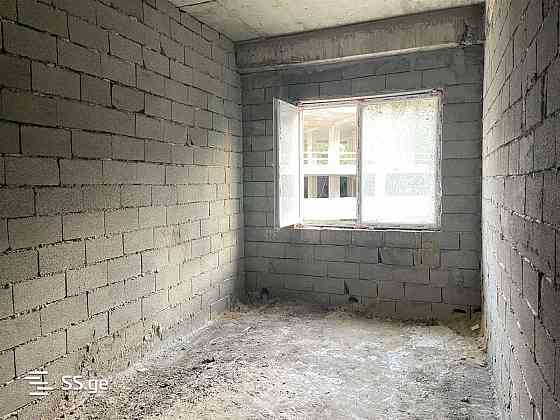 Продам 4-комн. квартиру 122м² 3/5 эт. Тбилиси