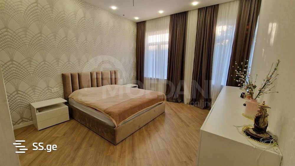 ქირავდება 4 ოთახიანი ბინა 140მ² 1/5 სართ თბილისი - photo 1