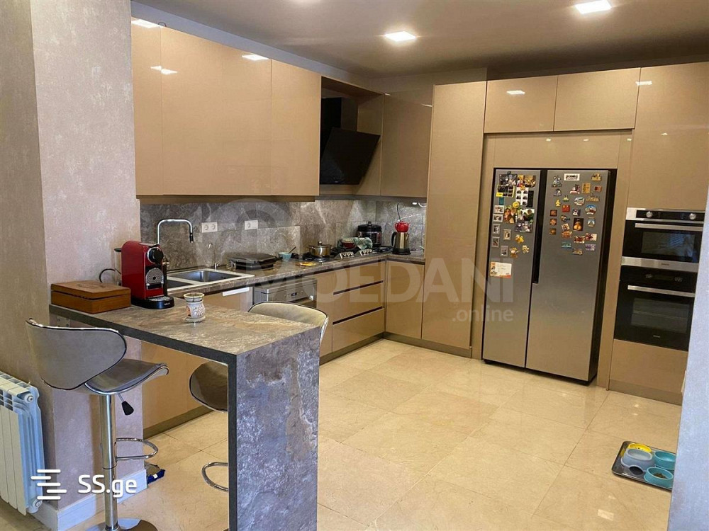 იყიდება 3 ოთახიანი ბინას 124მ² 5/6 სართ თბილისი - photo 3