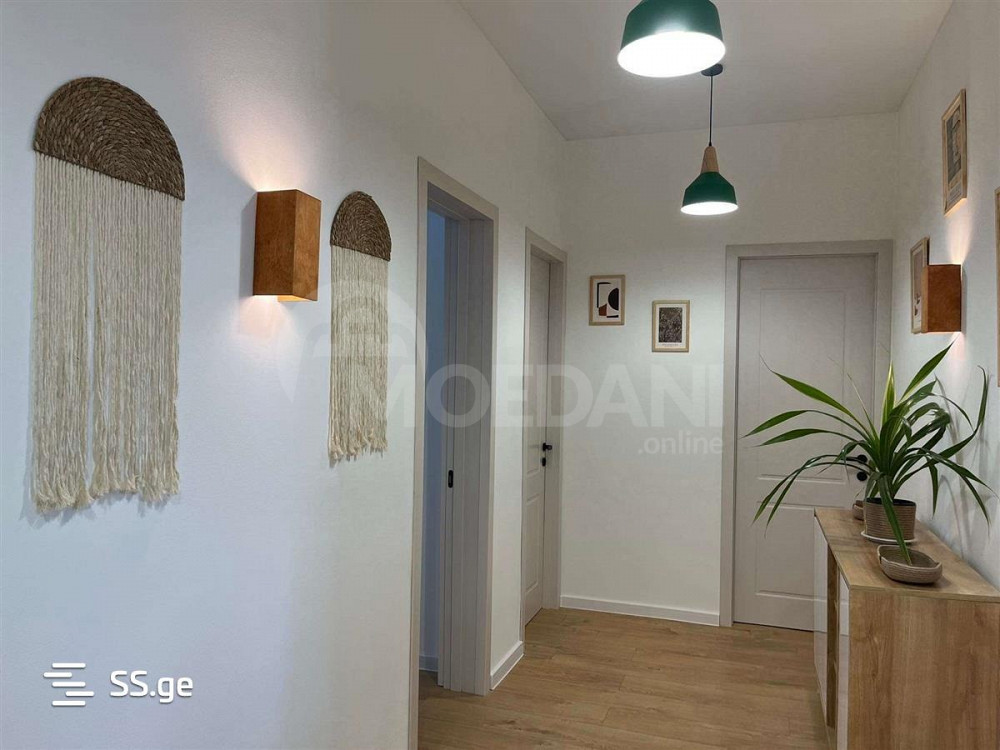 იყიდება 4 ოთახიანი ბინას 110მ² 3/15 სართ თბილისი - photo 2