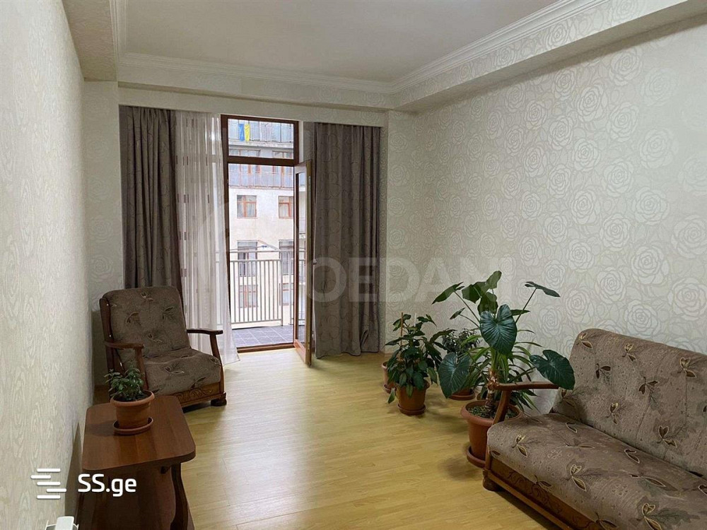 ქირავდება 2 ოთახიანი ბინა 80მ² 8/13 სართ თბილისი - photo 1