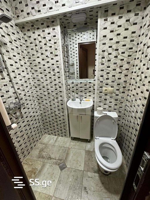 ქირავდება 2 ოთახიანი ბინა 50მ² 1/3 სართ თბილისი - photo 6