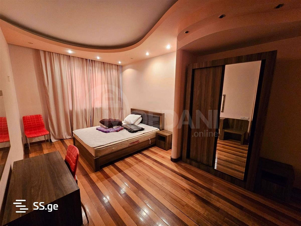 Продам 5-комн. квартиру 187м² 7/10 эт. Тбилиси - изображение 2