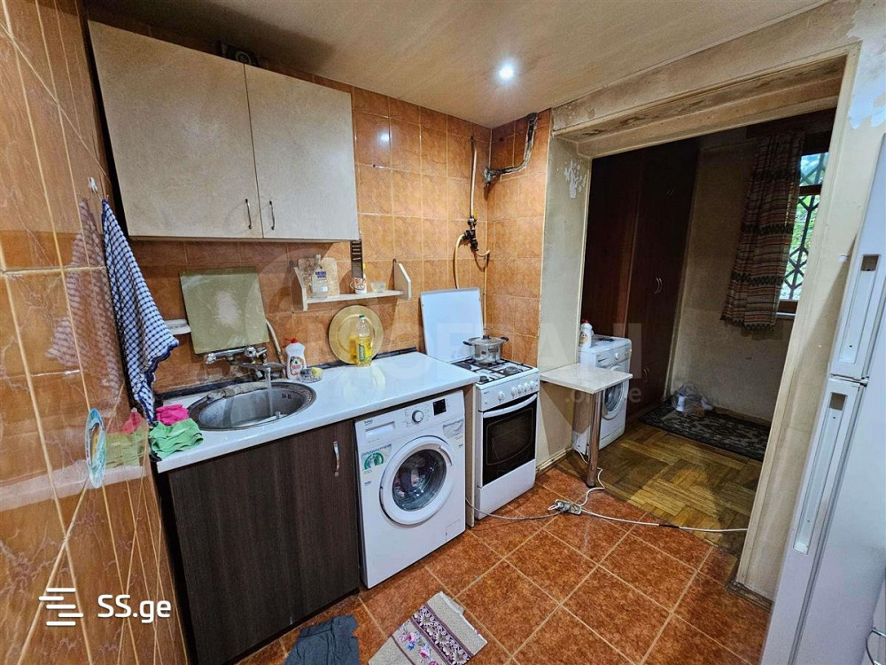 იყიდება 2 ოთახიანი ბინას 65მ² 1/5 სართ თბილისი - photo 8