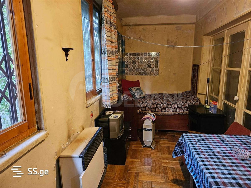 იყიდება 2 ოთახიანი ბინას 65მ² 1/5 სართ თბილისი - photo 5