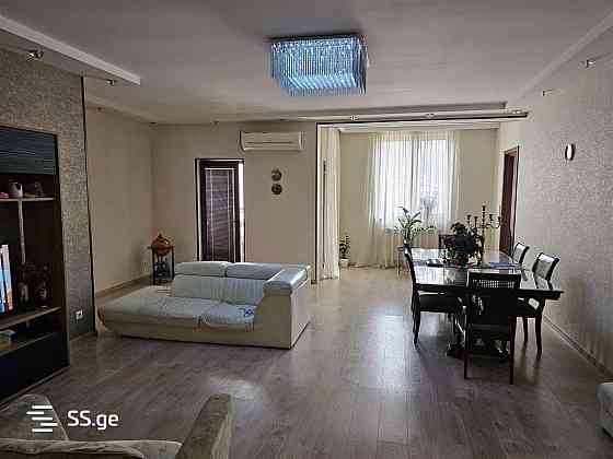 Продам 5-комн. квартиру 147м² 7/10 эт. Тбилиси