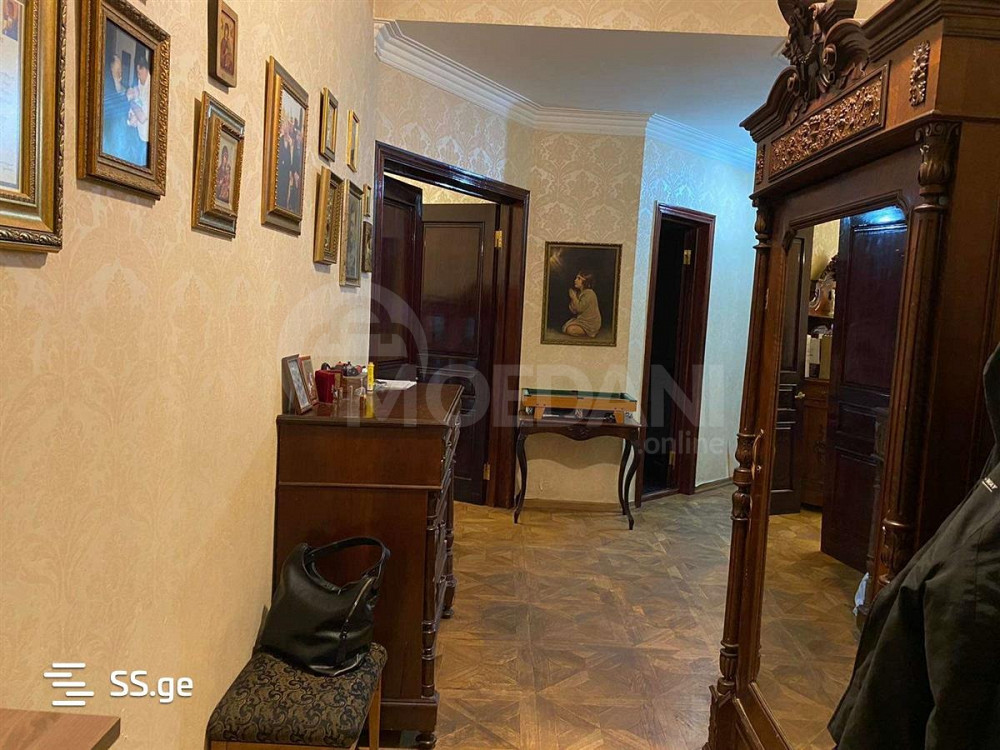 იყიდება 4 ოთახიანი ბინას 170მ² 13/13 სართ თბილისი - photo 4