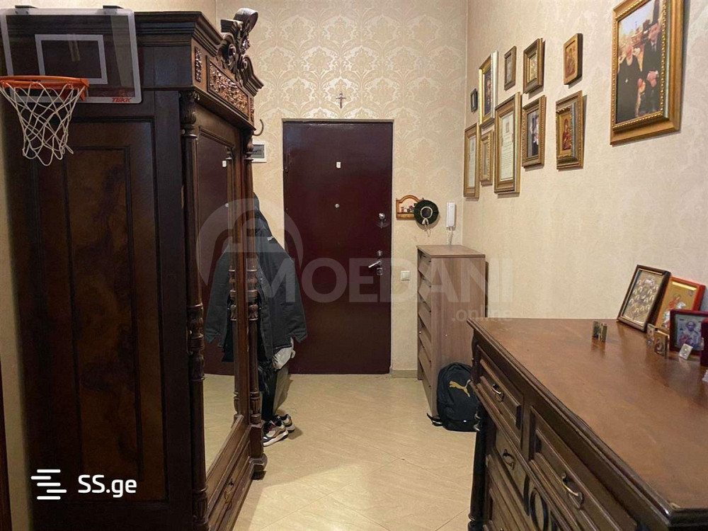 იყიდება 4 ოთახიანი ბინას 170მ² 13/13 სართ თბილისი - photo 3