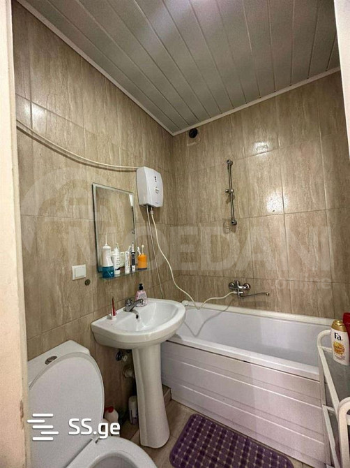 იყიდება 2 ოთახიანი ბინას 67მ² 13/18 სართ თბილისი - photo 8