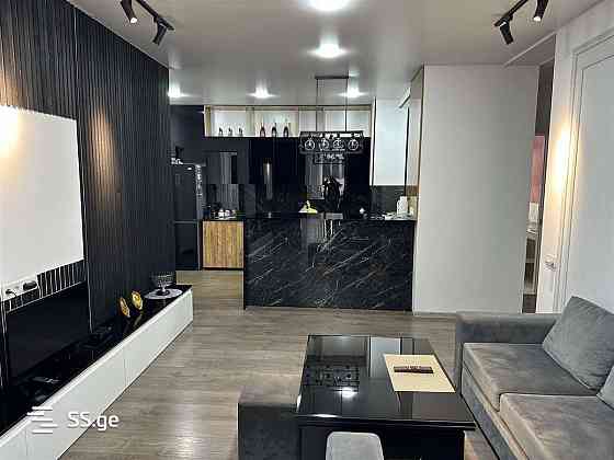 იყიდება 4 ოთახიანი ბინას 116მ² 5/12 სართ თბილისი