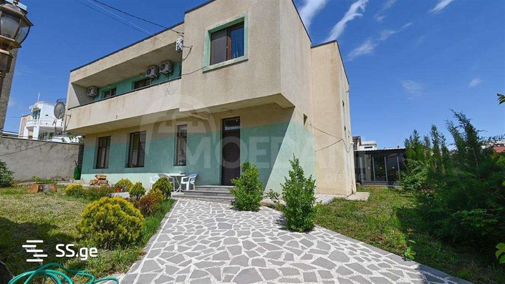 House for sale 700м² Tbilisi - photo 1