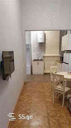 ქირავდება 2 ოთახიანი ბინა 42მ² 1/3 სართ თბილისი