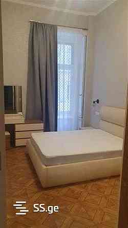 ქირავდება 2 ოთახიანი ბინა 42მ² 1/3 სართ თბილისი