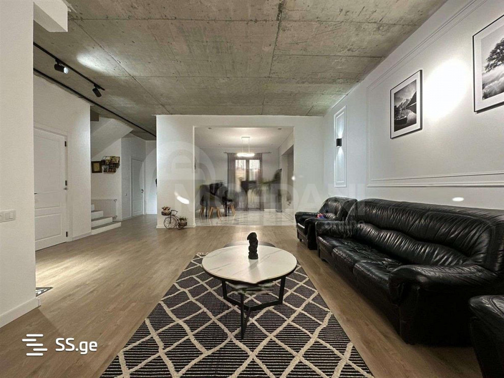 House for sale 418м² Tbilisi - photo 2