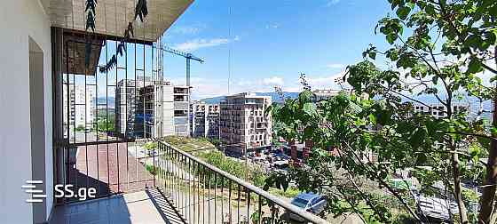 იყიდება 4 ოთახიანი ბინას 111მ² 3/6 სართ თბილისი