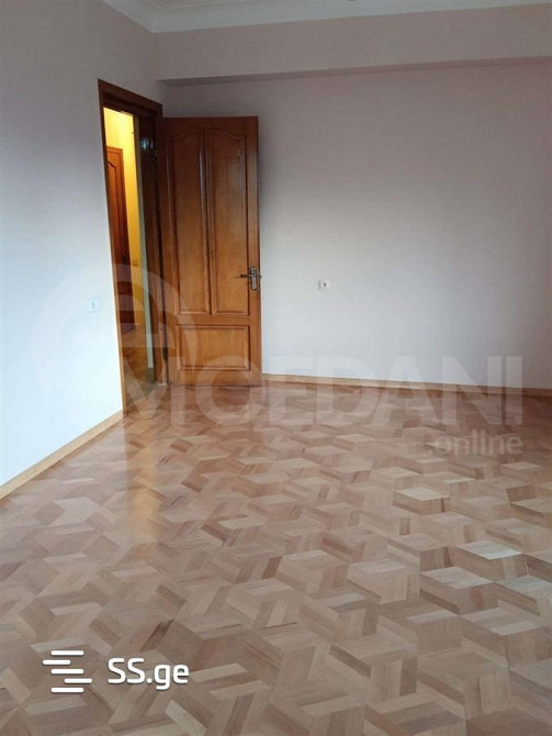 ქირავდება 4 ოთახიანი ბინა 150მ² 9/15 სართ თბილისი - photo 2