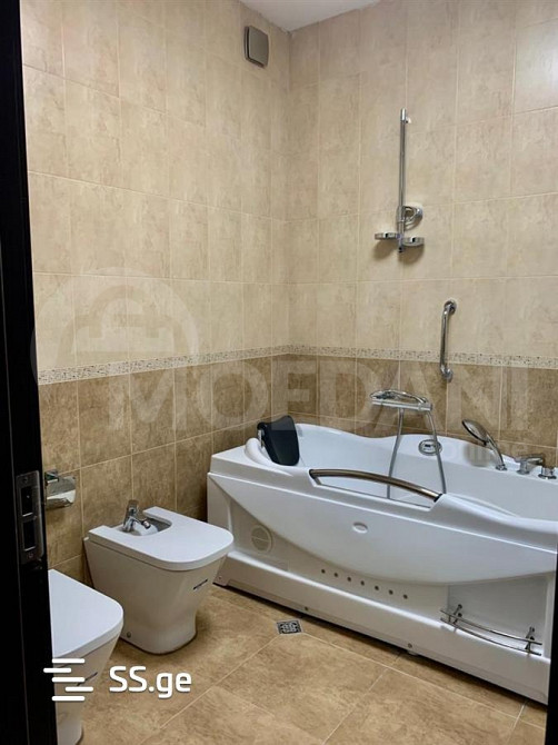 Сдам 4-комн. квартиру 160м² 5/10 эт. Тбилиси - изображение 8
