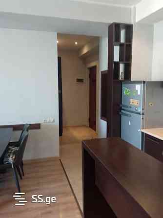 ქირავდება 3 ოთახიანი ბინა 83მ² 10/12 სართ თბილისი