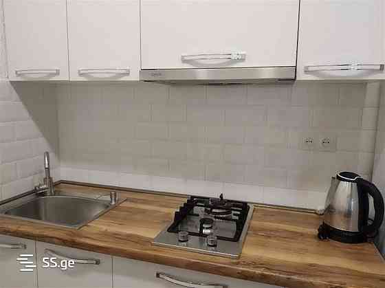 ქირავდება 2 ოთახიანი ბინა 60მ² 2/10 სართ თბილისი