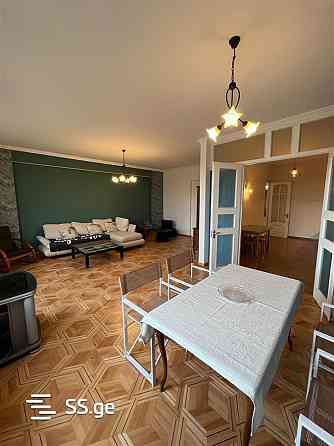 ქირავდება 3 ოთახიანი ბინა 130მ² 5/10 სართ თბილისი