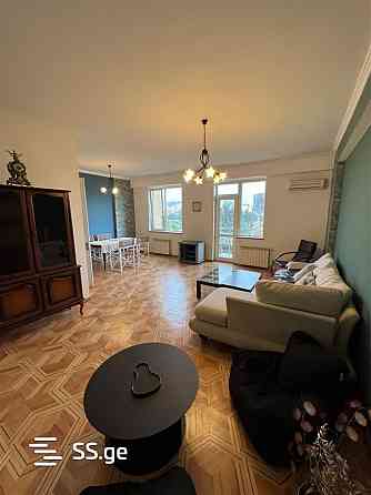 ქირავდება 3 ოთახიანი ბინა 130მ² 5/10 სართ თბილისი