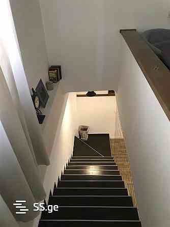 ქირავდება 3 ოთახიანი ბინა 110მ² 1/10 სართ თბილისი