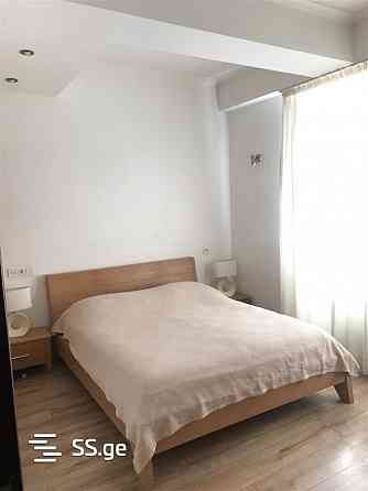 ქირავდება 3 ოთახიანი ბინა 110მ² 1/10 სართ თბილისი