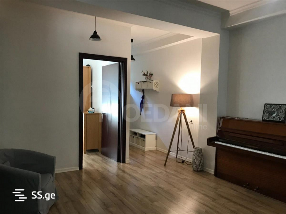 ქირავდება 3 ოთახიანი ბინა 110მ² 1/10 სართ თბილისი - photo 7