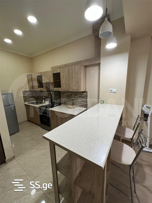 ქირავდება 2 ოთახიანი ბინა 65მ² 10/11 სართ თბილისი - photo 7