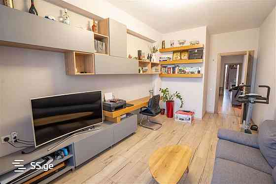 Продам 4-комн. квартиру 126м² 15/17 эт. Тбилиси