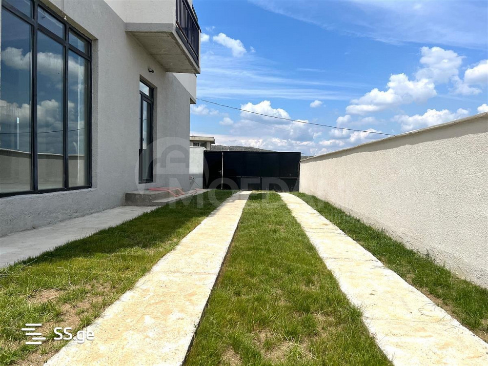 House for sale 403м² Tbilisi - photo 2