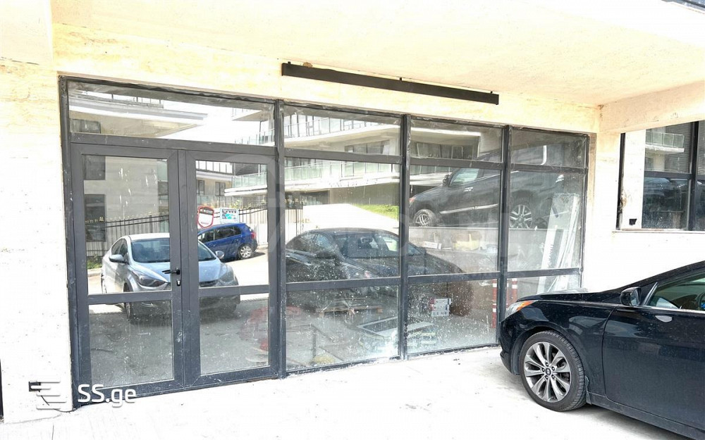 Commercial space on Lisi lake for sale Tbilisi - photo 5