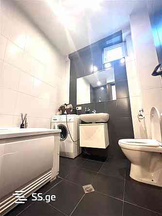 Продам 4-комн. квартиру 110м² 4/8 эт. Тбилиси